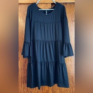 Agnes & Dora black tiered dress/tunic